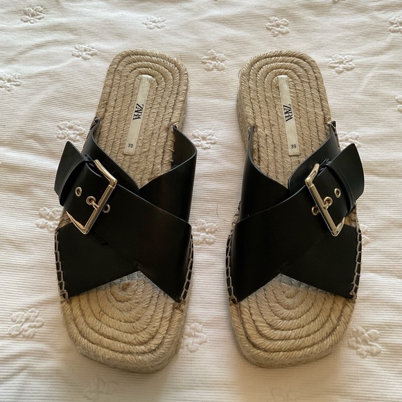 Zara Size 39 UK / 8.5/9 US Black Jute Wedge Sandals - Picture 2 of 7